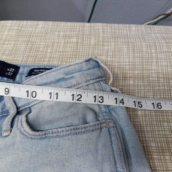 Hollister Women's Mom Jeans Juniors Size 5 High Rise Distressed Light Wash Blue - Picture 10 of 15